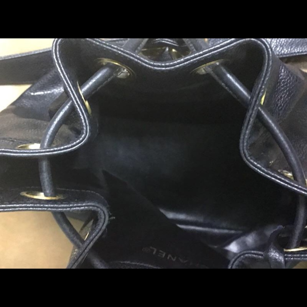 ❌TRADED❌Authentic Chanel vintage handbag - Picture 5 of 8